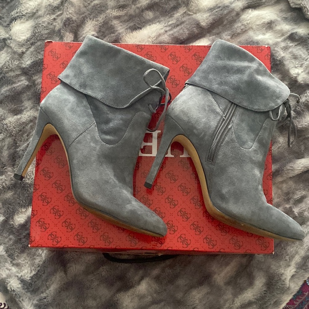 Suede Guess Gray Booties